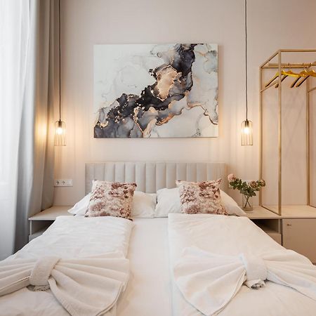 W30 - Wesselenyi Charming Apartment - Best Location By Bqa Будапеща Екстериор снимка