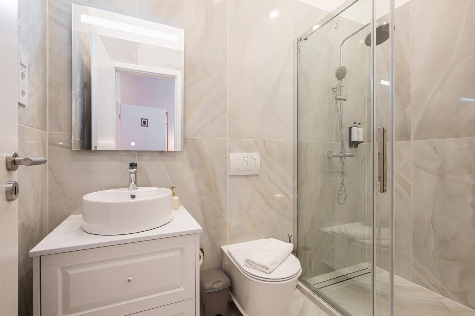 W30 - Wesselenyi Charming Apartment - Best Location By Bqa Будапеща Екстериор снимка